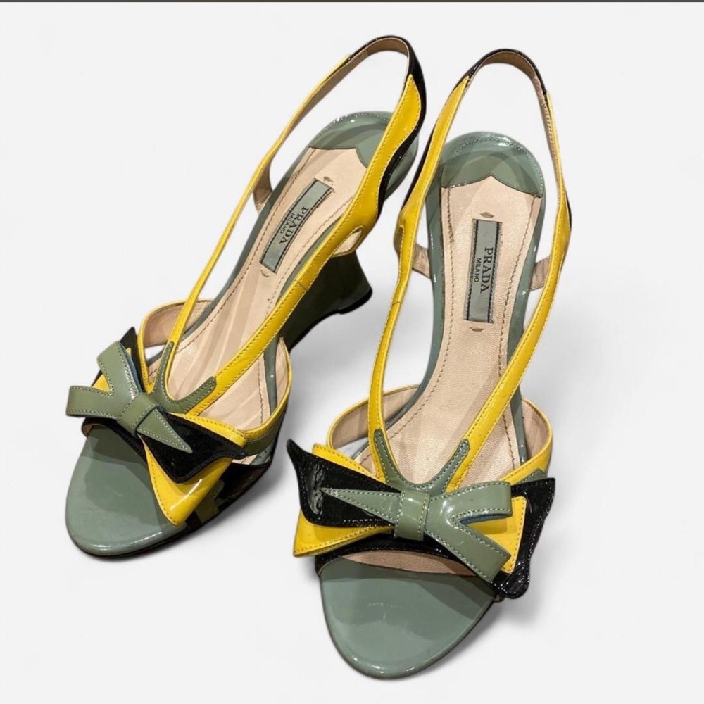 SS12 Hot Rod Prada Yellow, Sage Green & Black Patent Leather Bow Slingback Heels - Picture 2 of 7